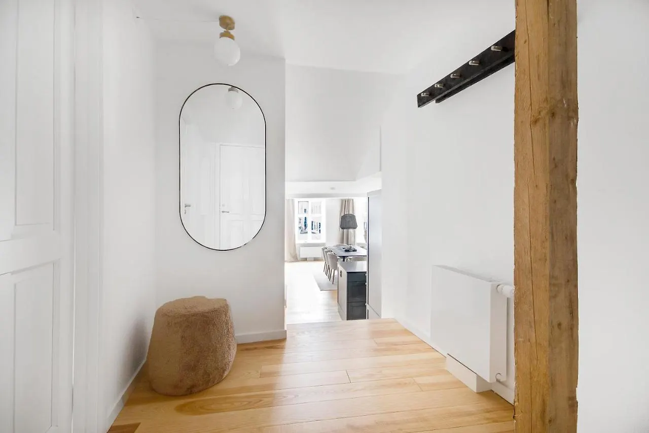 Sanders Regent - Popular Three-Bedroom Apartment Near Central Square Copenhagen